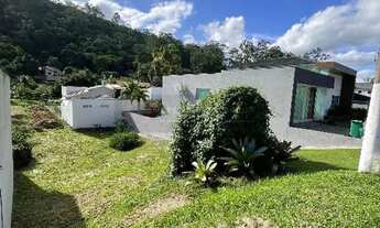 Imagem 2: Terreno plano no condomínio Sítio Santo Antônio, 390m²