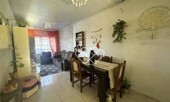 Imagem 7: Casa com Quiosque e Churrasqueira Conforto e Praticidade em Cada Detalhe