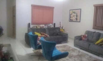 Imagem: Casa à venda no bairro Santa Rosa em Uberlândia