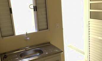 Imagem 3: Kitnet/Conjugado para aluguel possui 12 metros quadrados com 1 quarto