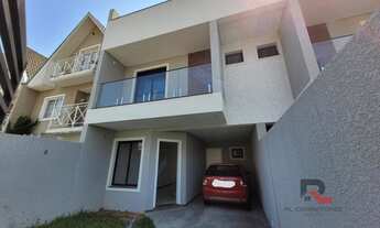 Imagem 1: Sobrado para Venda em Curitiba, Uberaba, 4 dormitórios, 1 suíte, 4 banheiros, 2 vagas