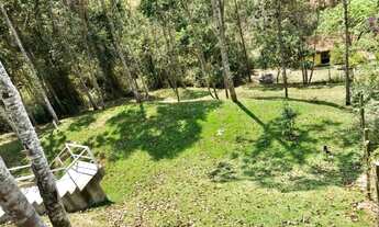 Imagem 5: Casa de condomínio para venda tem 170 metros quadrados com 4 quartos