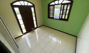 Imagem 4: Casa para venda com 200 metros quadrados com 5 quartos