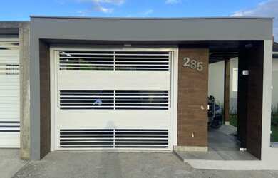 Imagem 3: Casa com piscina Demboski