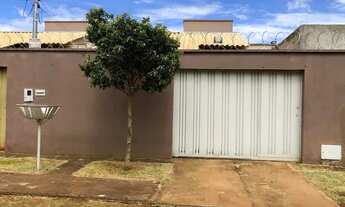 Imagem: Alugo casa setor bandeirantes trindade !