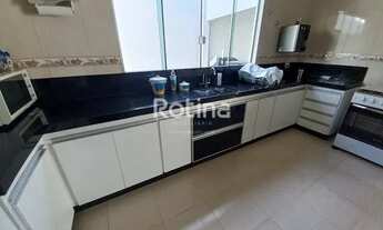 Imagem 6: Casa para alugar, 2 quartos, 1 suíte, 2 vagas, Cidade Jardim - Uberlândia/MG - R$ 3.500,00