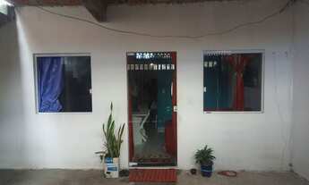 Imagem: Vende-se 2 casas de frente pra praça parque