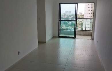 Imagem 2: Apartamento com 3 quartos no Rosarinho