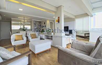 Imagem 3: Cobertura mobiliada e com vista para Avenida Paulista