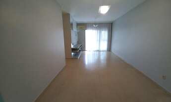 Imagem 4: Apartamento para Venda em Macaé, Novo Cavaleiros, 3 dormitórios, 1 suíte, 3 banheiros, 2 v