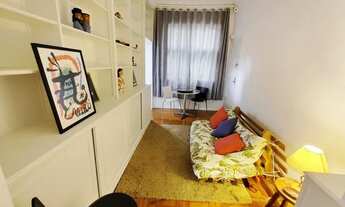 Imagem 2: Excelente Quarto e Sala, Fundos, Vista Verde, Sol da Manhã, prox Metro, na Gloria!