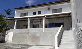 Imagem 2: Casa sobrado com 2 dormitórios Residencial Itapety