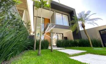 Imagem 2: Casa Tríplex de 350m2 com 4 suítes contemporânea no Interlagos de Itaúna