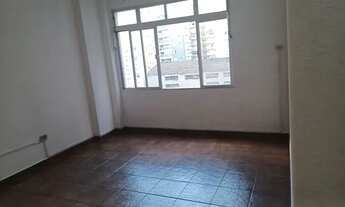 Imagem 2: Kitnet vista livre com excelentes divisões