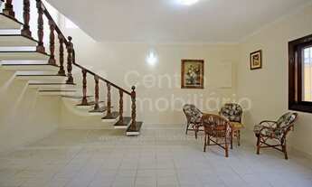 Imagem 4: CASA com piscina e 4 quartos em Itanhaém, no bairro Centro