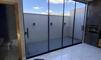 Imagem 2: Casa para Venda em Goiânia, Residencial Kátia, 3 dormitórios, 1 suíte, 2 banheiros, 2 vaga