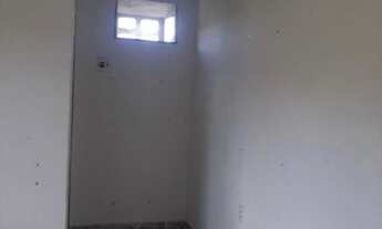 Imagem 2: ALUGA-SE QUARTO COM LUZ, ÁGUA E INTERNET INCLUSO