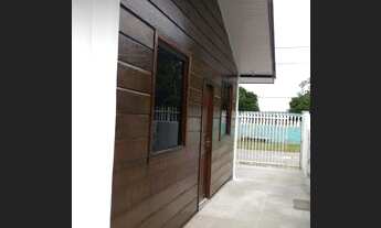 Imagem: Casa mista estilo chalé para alugar em