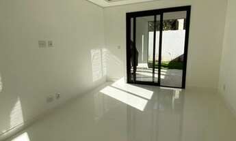 Imagem 5: Casa de condomínio sobrado para venda tem 180 metros quadrados com 3 quartos