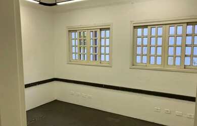 Imagem 6: Casa para aluguel possui 250 metros quadrados com 10 quartos em Ipiranga - São Paulo - SP