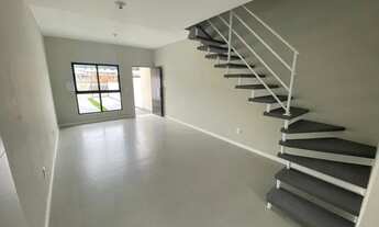 Imagem 2: Sobrado para Venda em São José, Sertão do Maruim, 2 dormitórios, 2 banheiros, 1 vaga