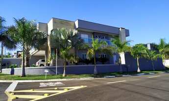 Imagem 3: Casa de condomínio sobrado para venda tem 315 metros quadrados com 4 quartos