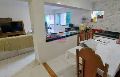 Imagem 5: EXCELENTE CASA Casa com 3 dormitórios