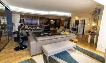 Imagem 2: Flat altíssimo padrão com 250m² que possuí uma mobília refinada, excelente para quem busca