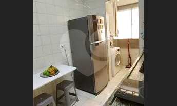 Imagem 7: Apartamento disponível para a venda no Edifício Petinelli com excelente localização no Cen