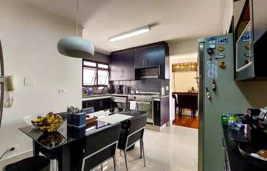 Imagem 7: Apartamento para aluguel possui 193 metros quadrados com 3 quartos em Perdizes - São Paulo