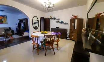 Imagem: Casa com 6 dormitórios à venda, 309 m²