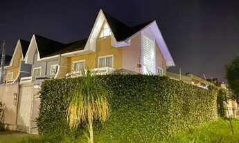 Imagem 2: Sobrado com piscina