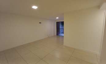 Imagem 3: Apartamento para venda tem 124 metros quadrados com 4 quartos em Botafogo - Rio de Janeiro