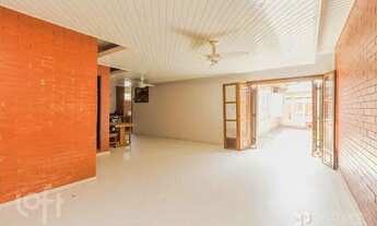 Imagem 3: Casa à venda Rua Upamaroti, Cristal - Porto Alegre