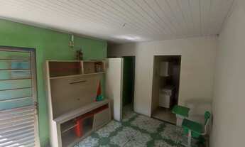 Imagem 4: Casa próximo ao Centro de Queimados