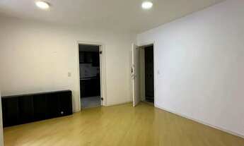 Imagem 5: Apartamento de de 2 quartos à venda na Avenida Silva Jardim em Curitiba