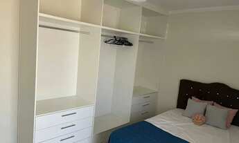 Imagem 6: Excelente Apto - 2 Quartos (sendo 1 Suíte) - Varanda - 2 Vagas Carro - Frente - Mobiliado