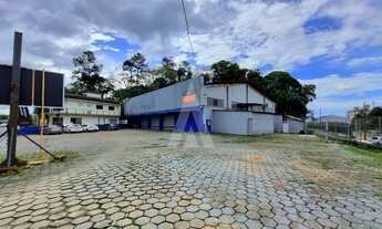 Imagem: Imóvel comercial de esquina, Pé direito