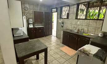 Imagem 6: Imóvel para aluguel com 270 metros quadrados com 5 quartos em Calhau - São Luís - MA