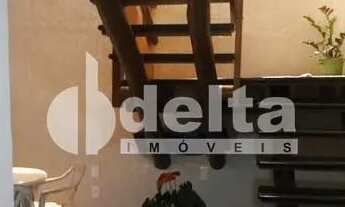 Imagem 5: Casa residencial disponível para venda no bairro Jardim Holanda em Uberlândia - MG