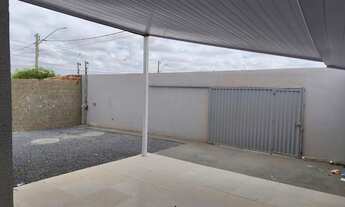 Imagem 6: Excelente casa de 2 (dois) quartos, garagem coberta e sozinha no lote