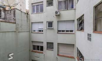 Imagem 3: Apartamento de 02 quartos, sendo 01 com Ar condicionado, no bairro Centro Histórico em Por