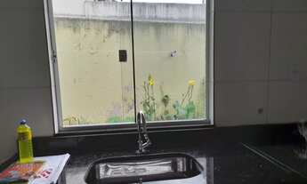 Imagem 2: Aluga uma casa pra rapaz com garagem coberta 2 carros individual