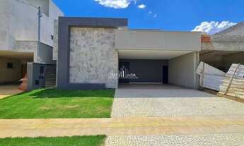 Imagem: Casa Térrea com 3 suítes plenas, localizado