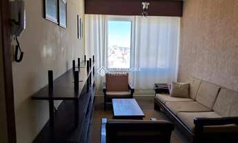 Imagem 2: 02 Dormitórios, living 02 ambientes, cozinha com pia e armário, dependência de empregada