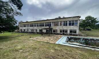 Imagem 3: Antigo Hotel com ótima localidade para comércio