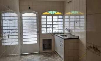 Imagem 3: Oportunidade - Casa - Conjunto Residencial Trinta e Um de Março - 3 Dormitórios - 93m²