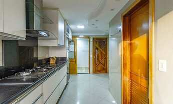 Imagem 6: Cobertura Duplex de Luxo com 5 Quartos, Suíte Master, DCE, Varanda Gourmet e Piscina Priva