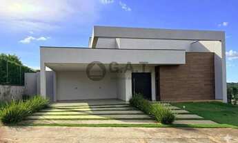 Imagem: Imperdível Casa em Condomínio à venda