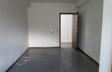 Imagem 2: SALA COM APROXIMADAMENTE 35m²